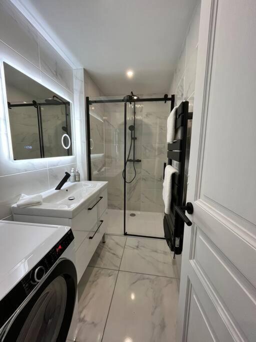 Appartement Renove - Wifi - Jardin - Centre De Ниор Екстериор снимка